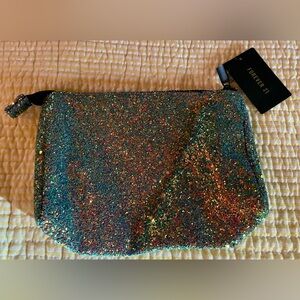 🎆 NWT Forever 21 Sparkly Multicolor Cosmetic Case 🎆